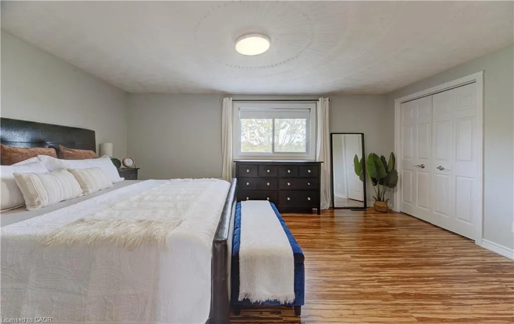 84 Montana Crescent