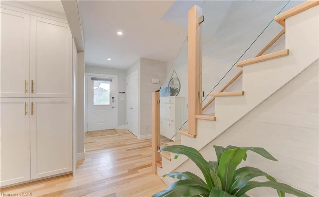 84 Montana Crescent