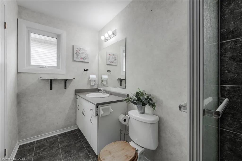 22 Pebblecreek Drive
