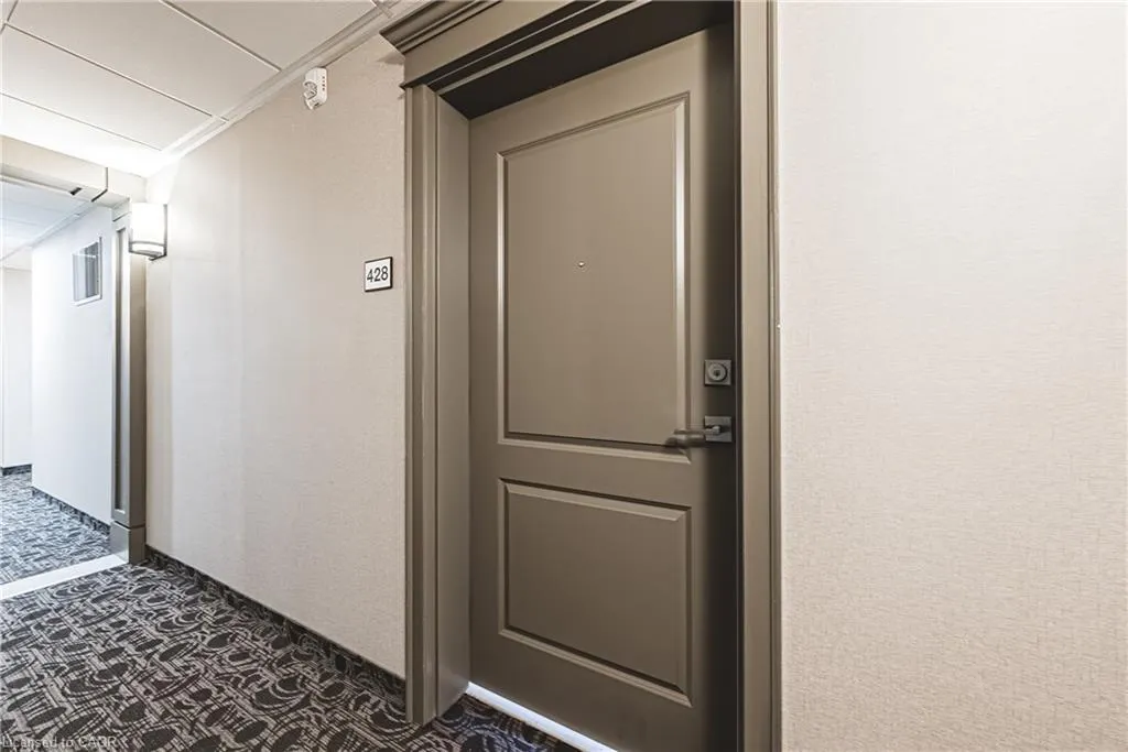 125 Shoreview Place, #428