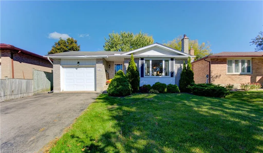 143 Clearwater Crescent