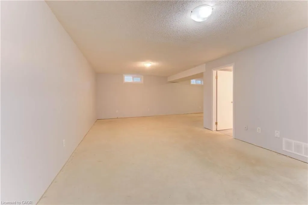143 Clearwater Crescent