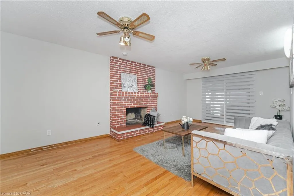 3783 Keenan Crescent