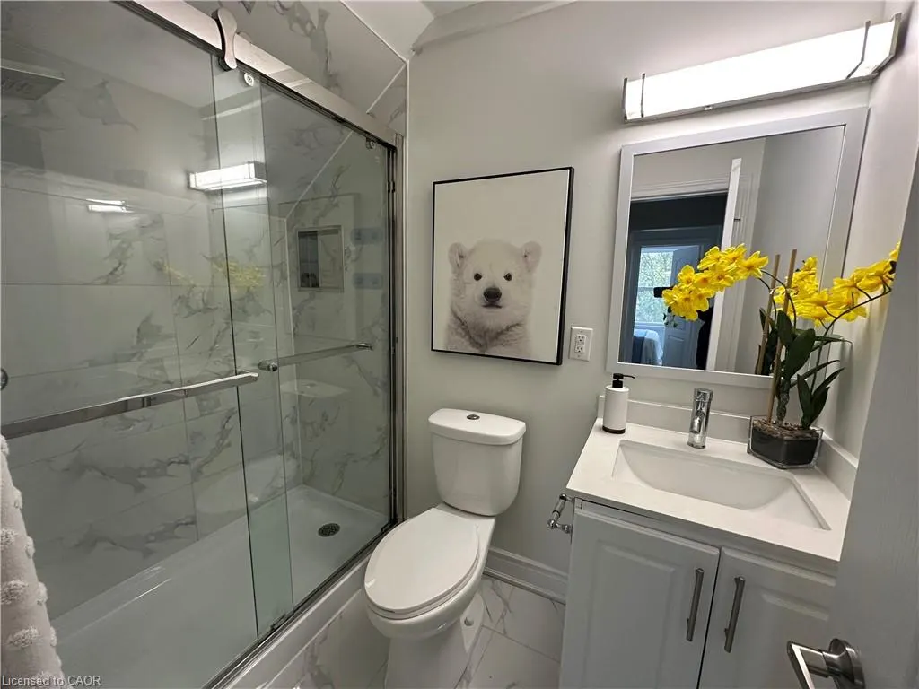 315 Simcoe Street