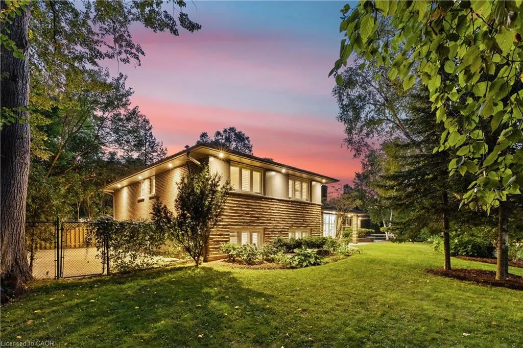 1566 Ewald Road