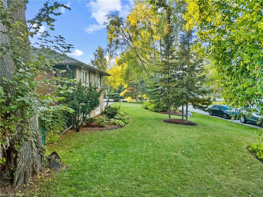 1566 Ewald Road