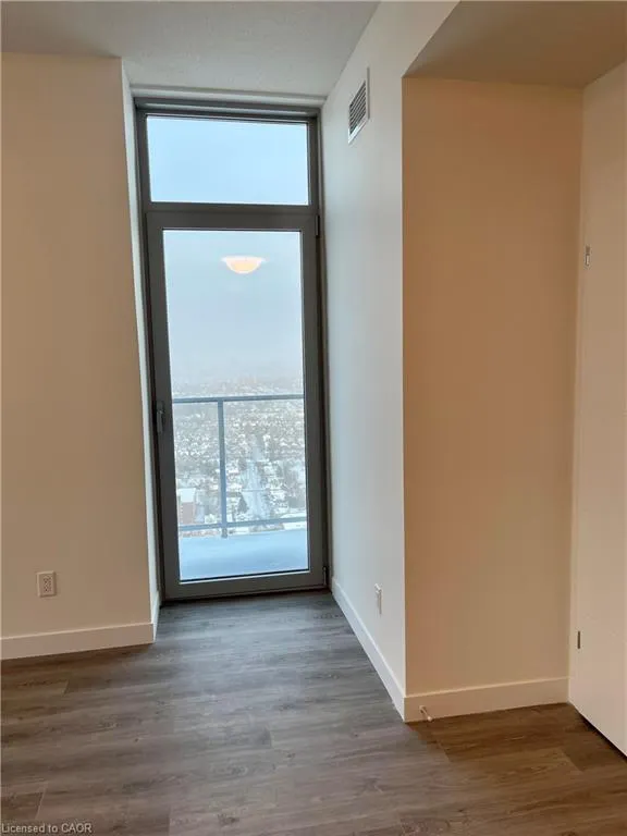 60 Frederick St Street, #3902