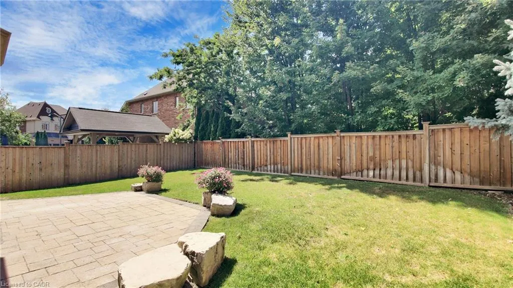 2238 Lyndhurst Drive
