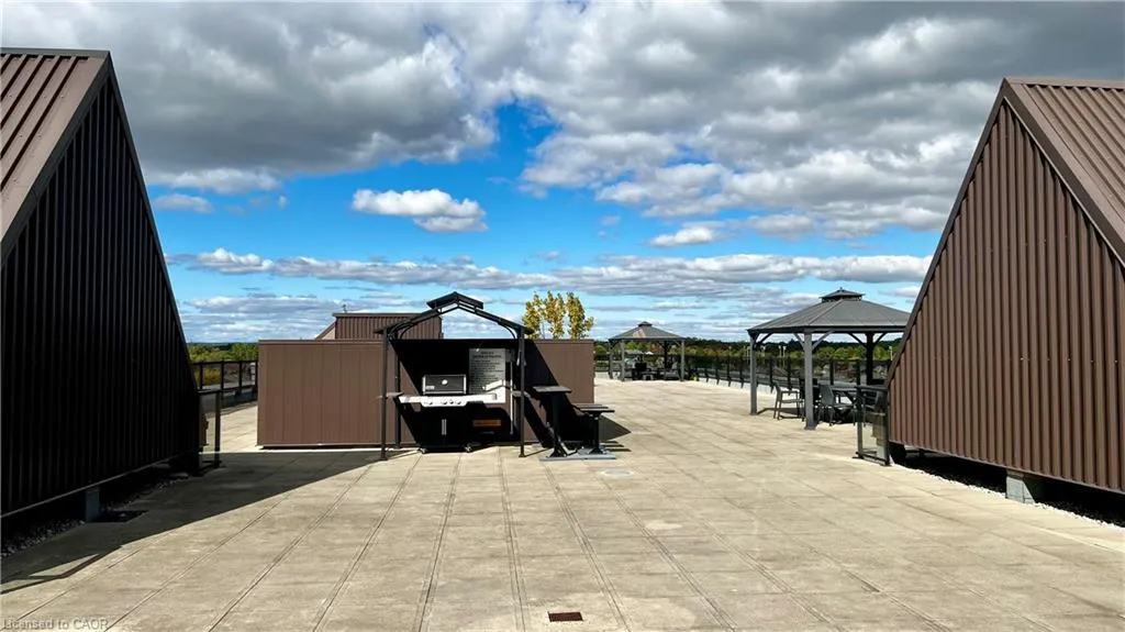 5327 Upper Middle Road, #212