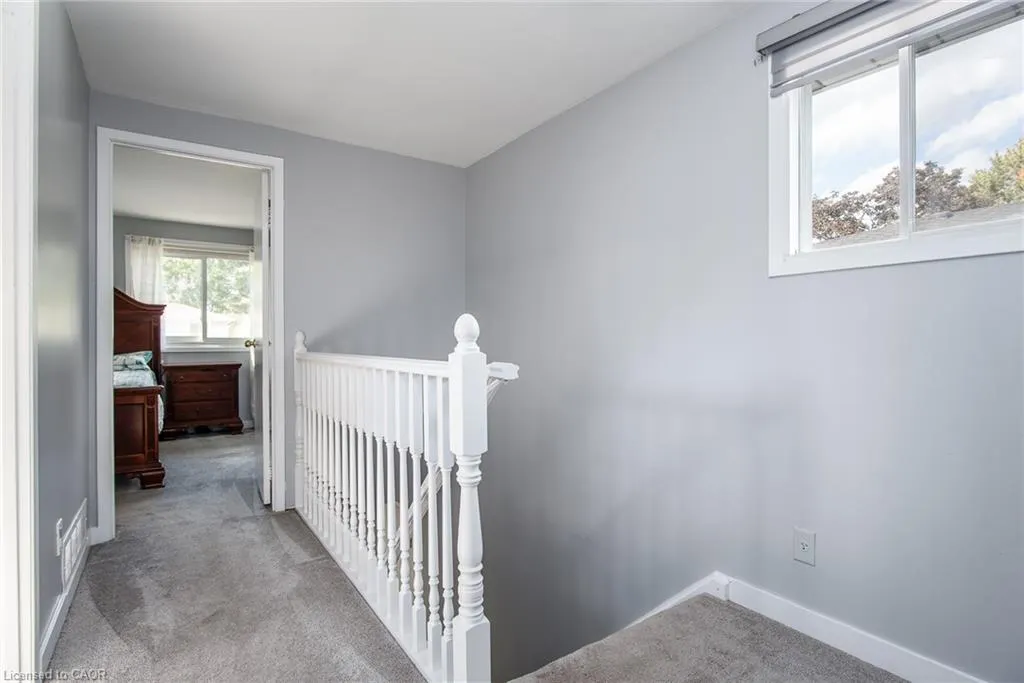 7 Forest Glen Crescent