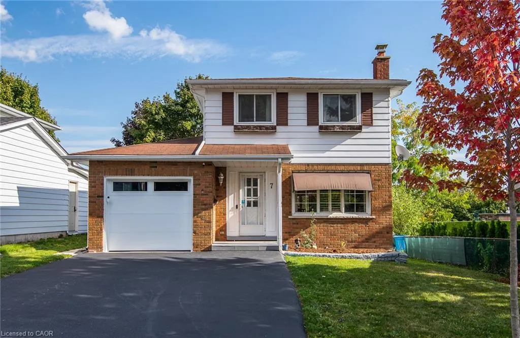 7 Forest Glen Crescent