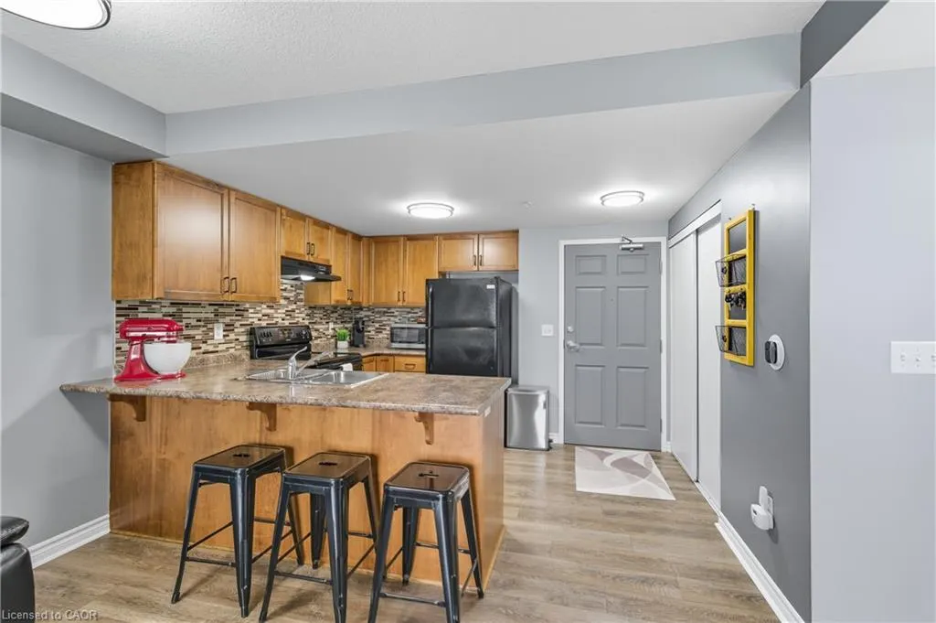 67 Kingsbury Square Square SW, #411