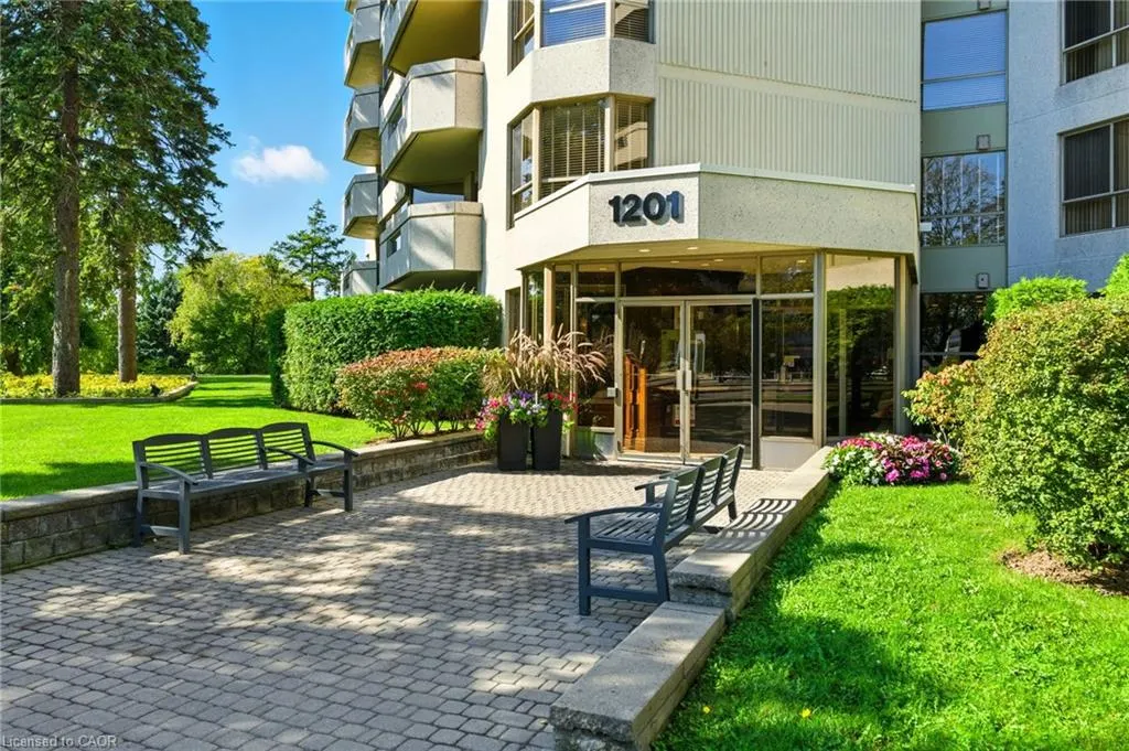 1201 North Shore Boulevard E, #208