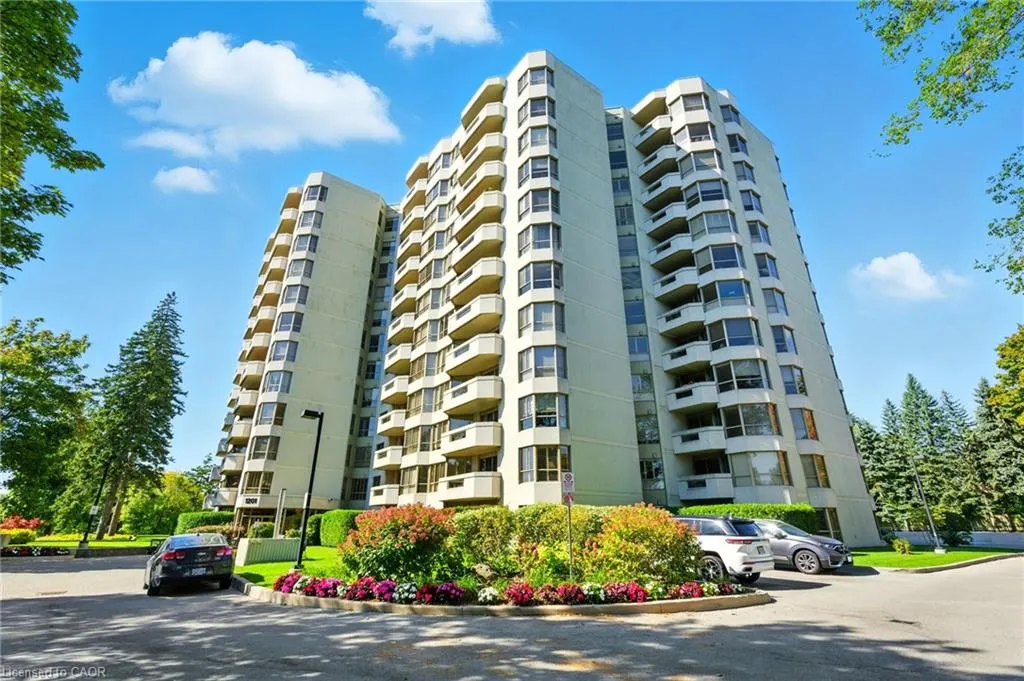1201 North Shore Boulevard E, #208