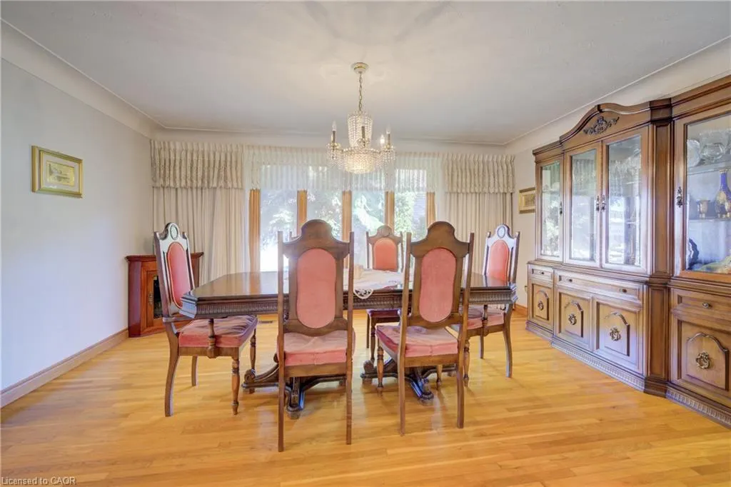 9 Stonecliff Court