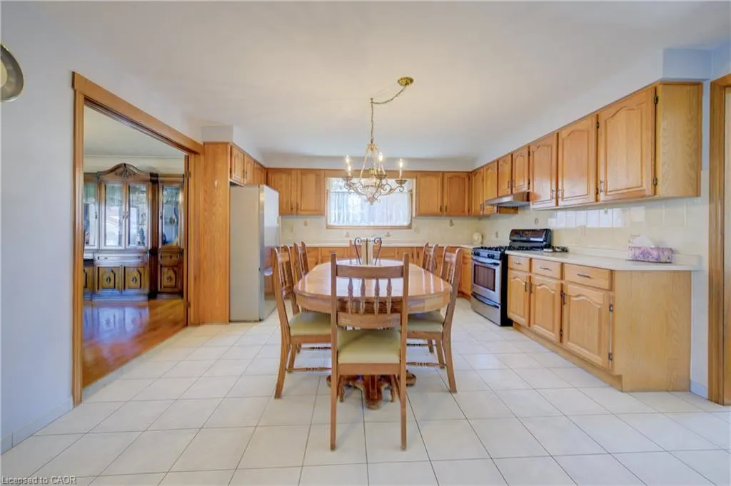 9 Stonecliff Court