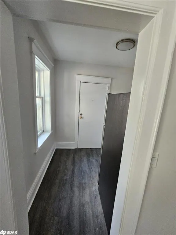 983 Main Street E, #1