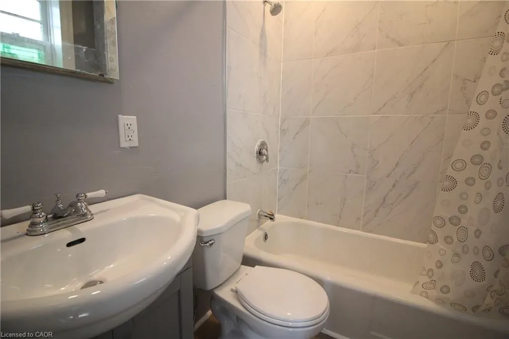 227 James Street N, #2