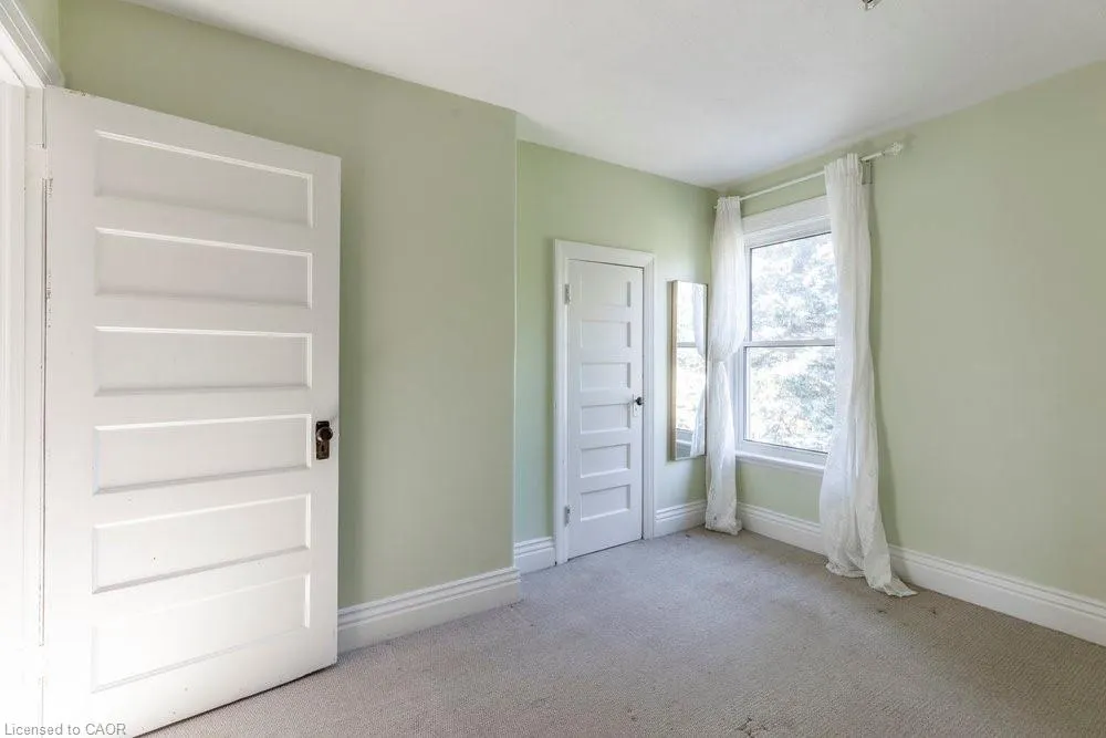 627 Eramosa Road