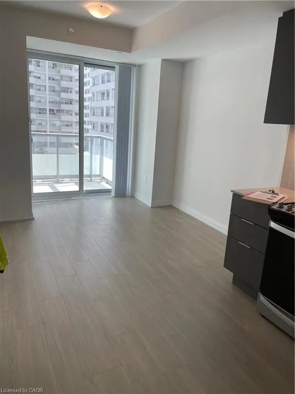 50 Dunfield Avenue, #512