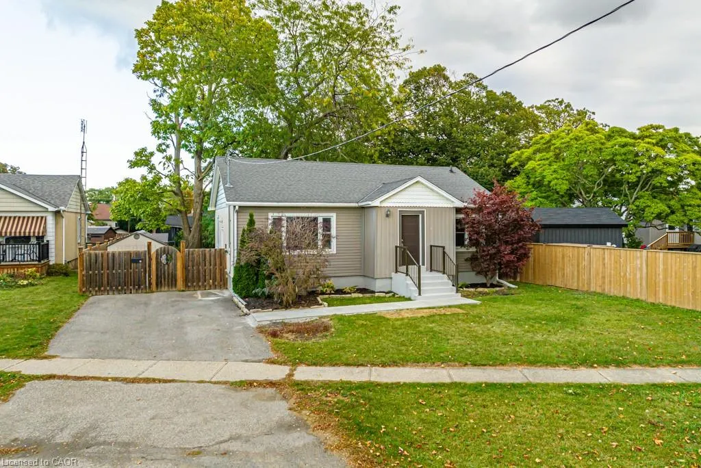 14 Woodbine Avenue, #A