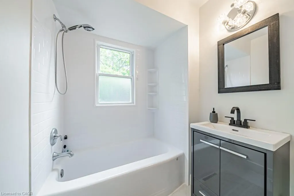 14 Woodbine Avenue, #A