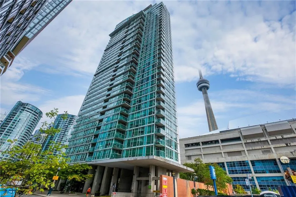 81 Navy Wharf Court, #201