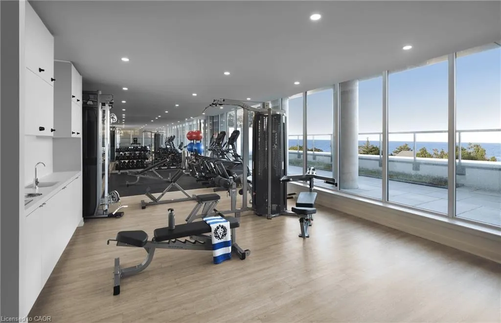 370 Martha Street, #2207
