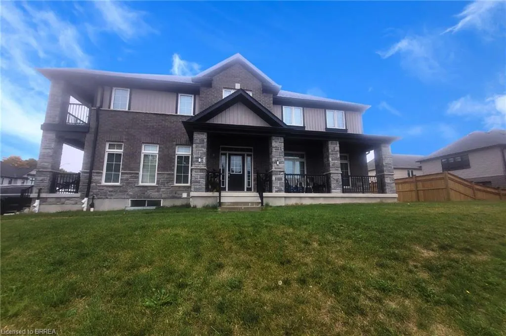 22 Ian Ormston Drive, #LOWER