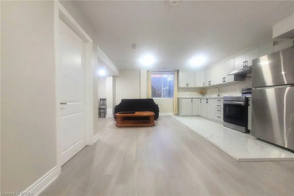 22 Ian Ormston Drive, #LOWER