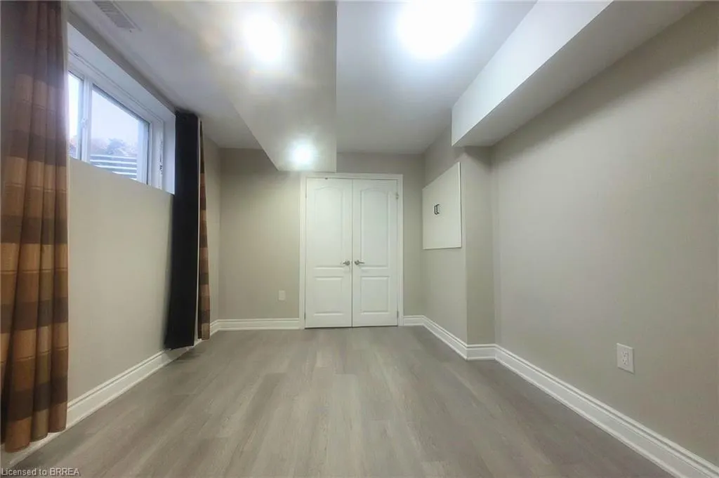 22 Ian Ormston Drive, #LOWER