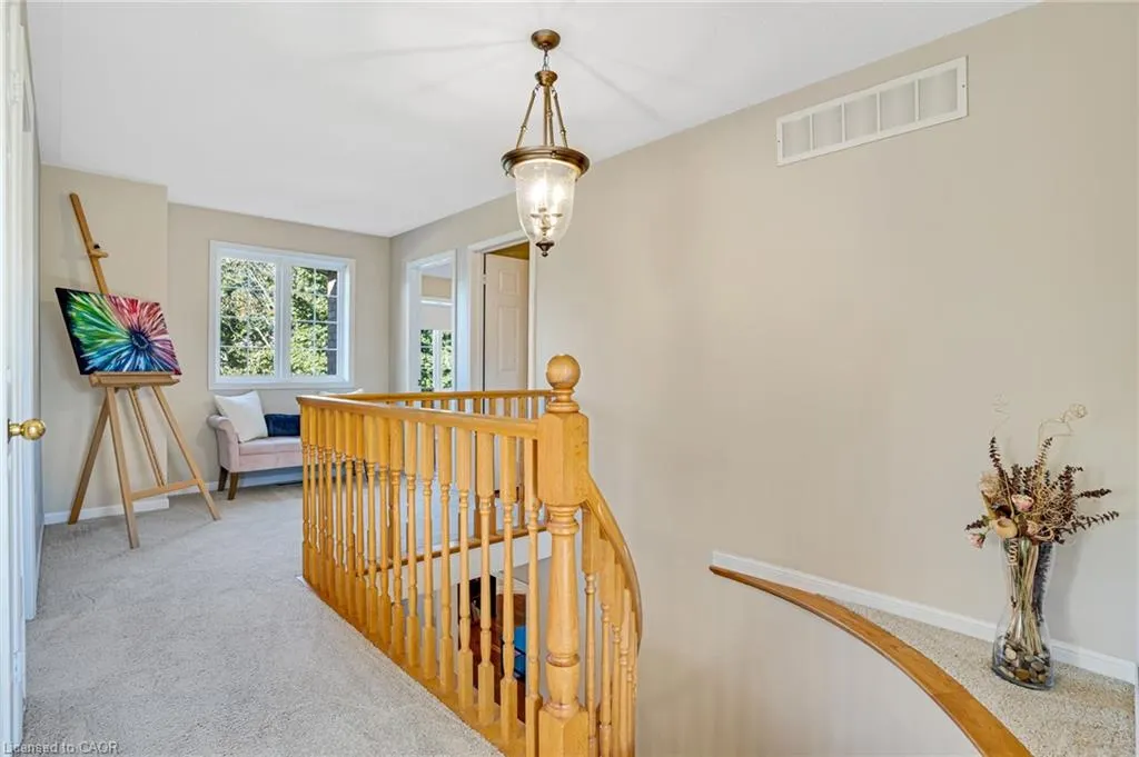 16 Canning Crescent
