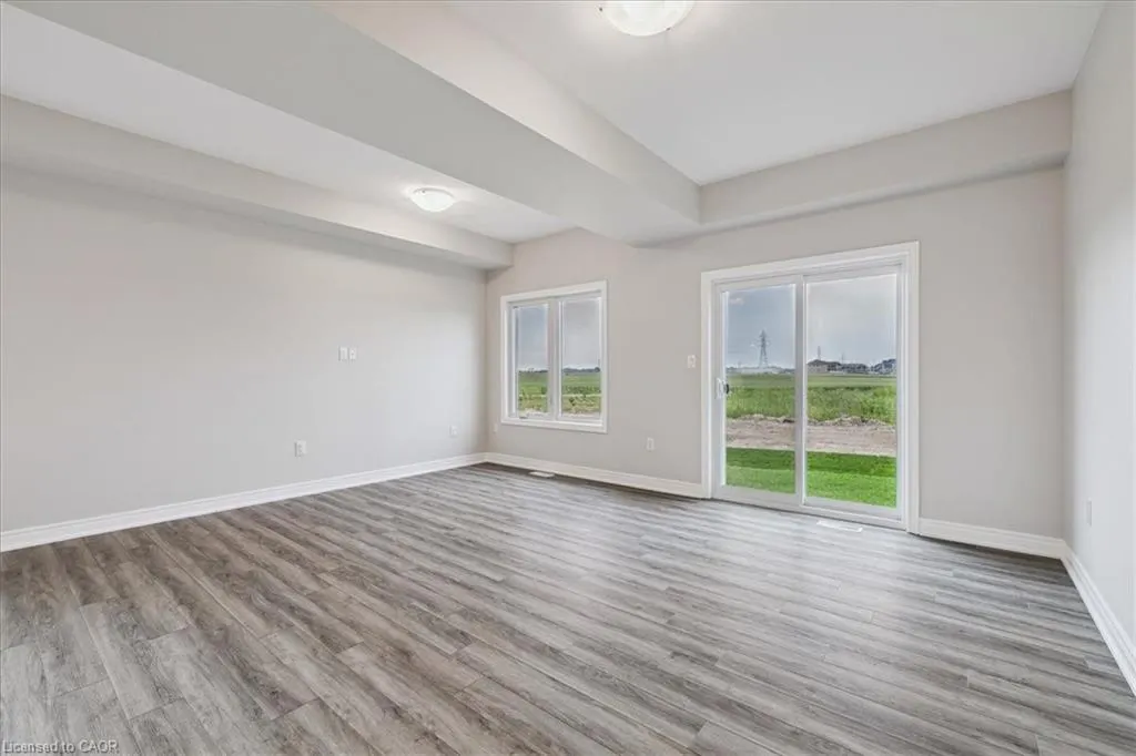 85 Elvira Way