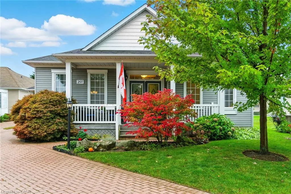 297 Silverbirch Boulevard