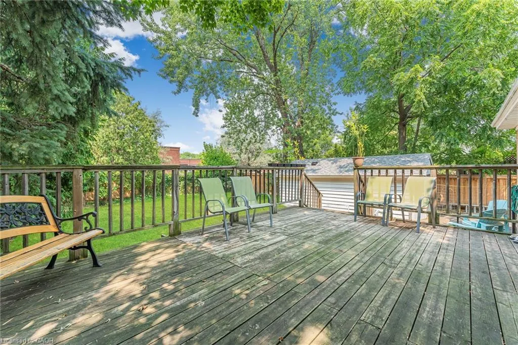 611 Pinegrove Road
