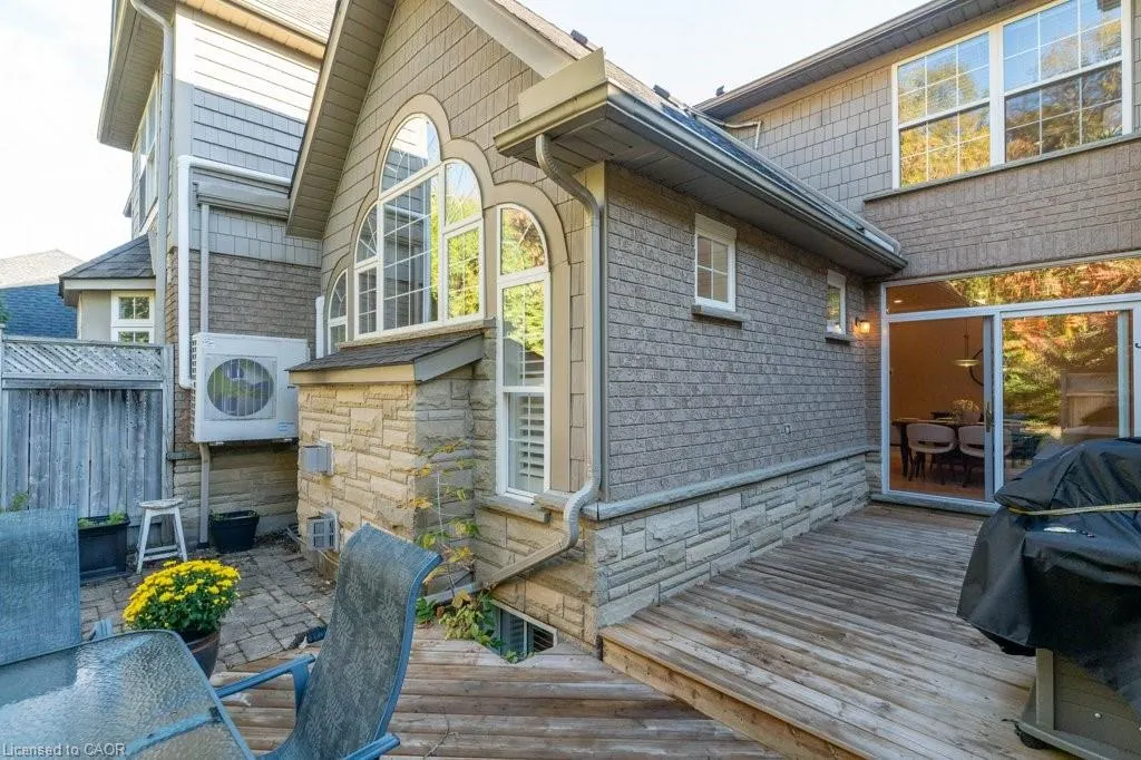 589 Winterburg Walk