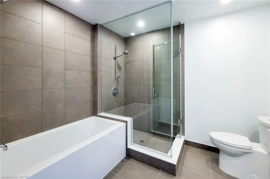 370 Martha Street, #2205