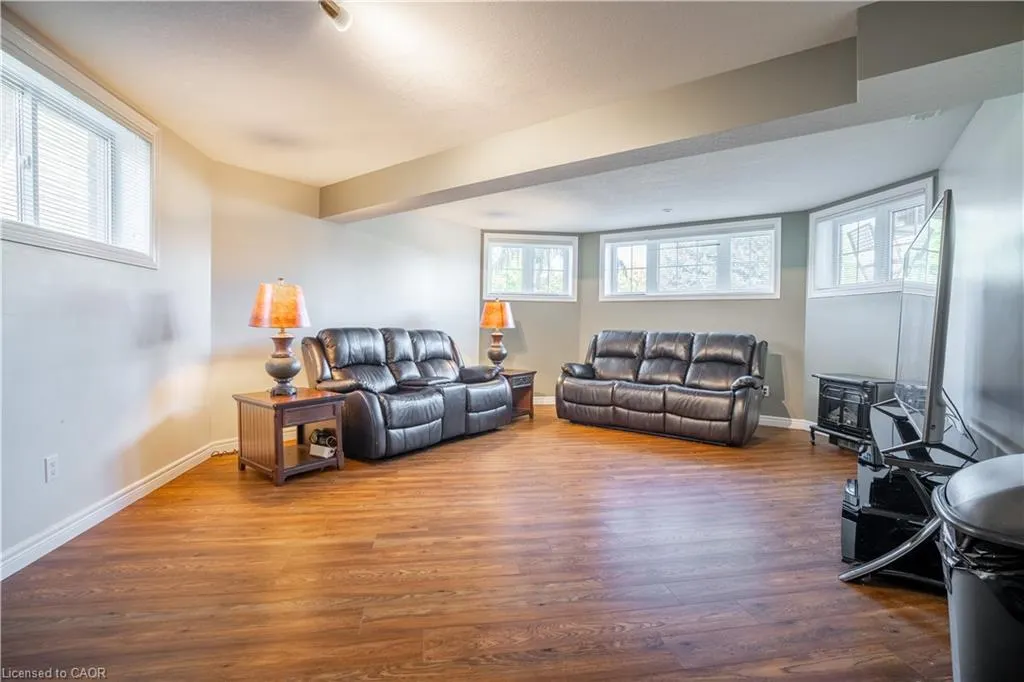 441 Crerar Drive