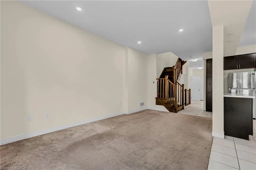 11 Garlent Avenue