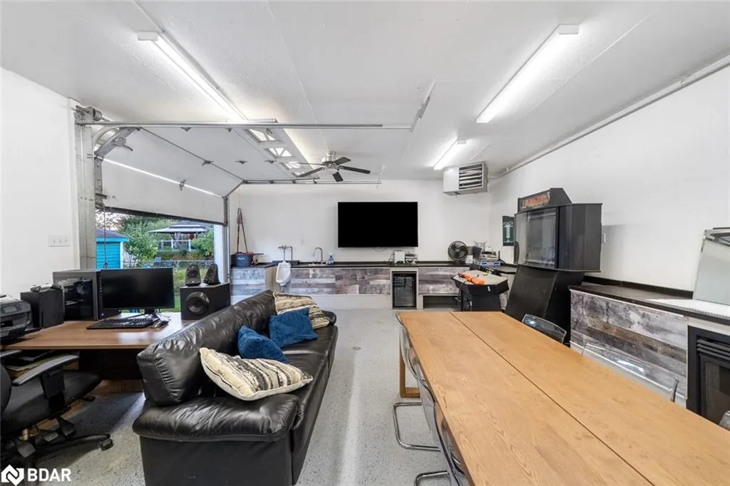 27148 Kennedy Road