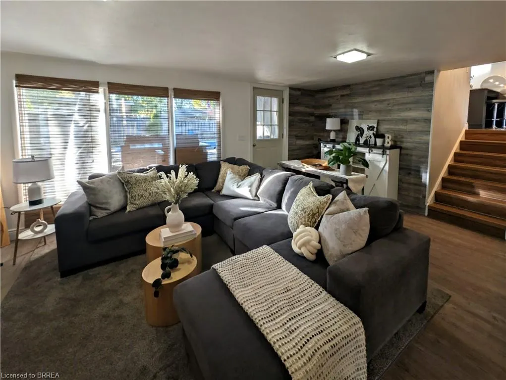 14 Meadow Road