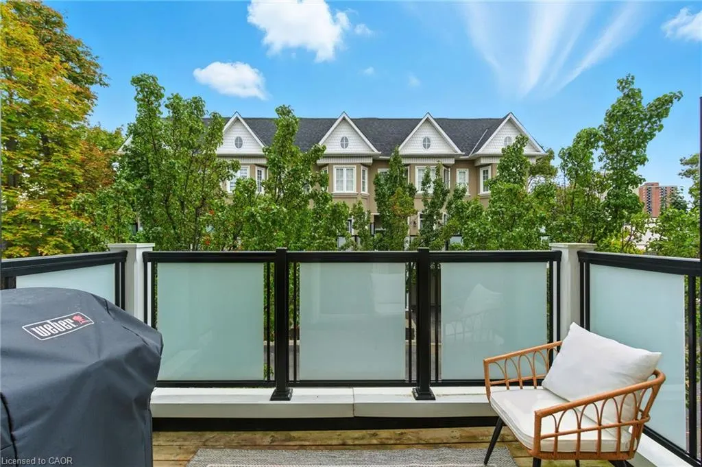 117 Nelson Street, #3