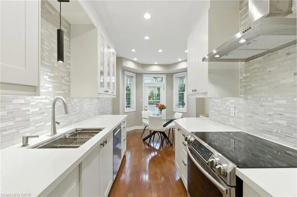117 Nelson Street, #3