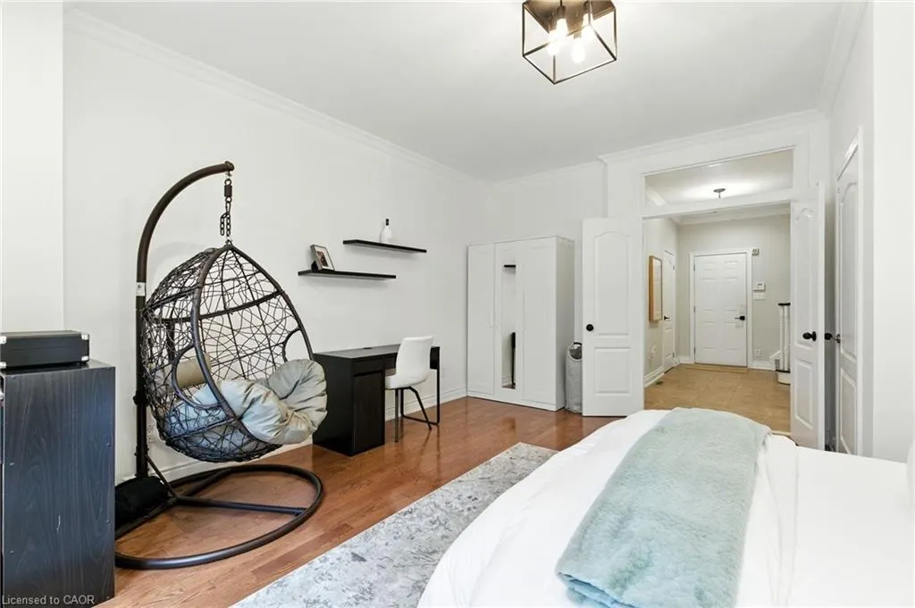 117 Nelson Street, #3