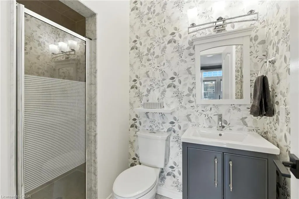 117 Nelson Street, #3
