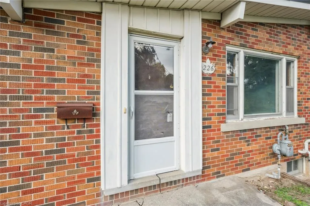 226 Dick Street