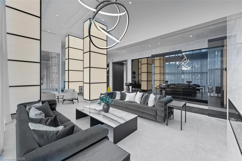 8888 Yonge Street, #523