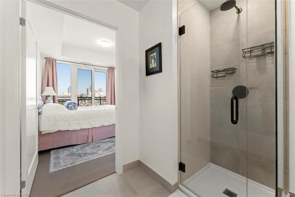 8888 Yonge Street, #523
