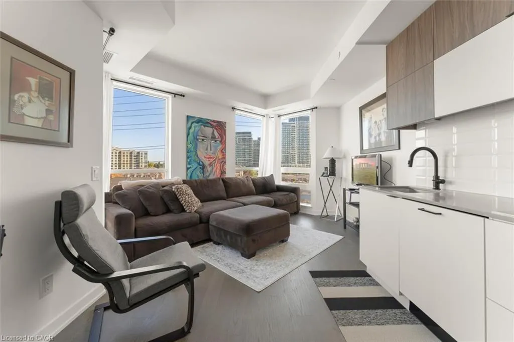 8888 Yonge Street, #523