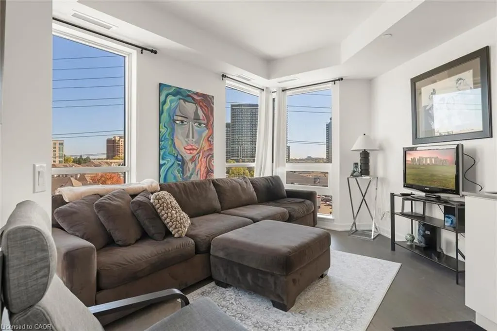 8888 Yonge Street, #523